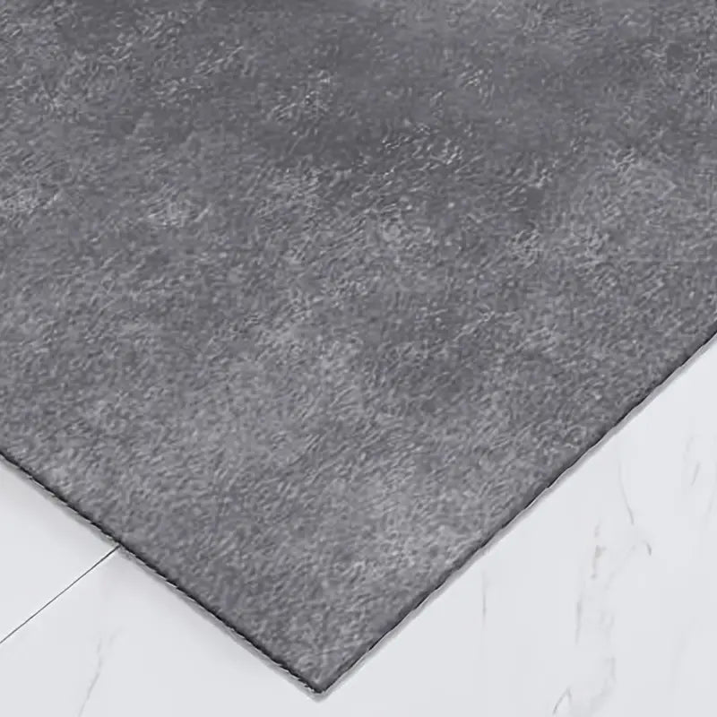 Solid Color Bath Mat - Soft Absorbent & Machine Washable